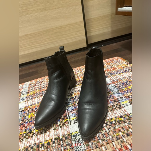 Frank & Oak Black Leather Chelsea Boots Size US8 - Picture 3 of 5